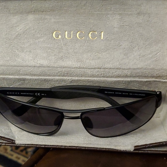 Gucci watch and shades bundle - Picture 3 of 4